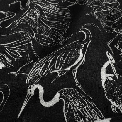 Image de lin et viscose - cigognes 170 g/m² – disponible chez Šarlotes audumi