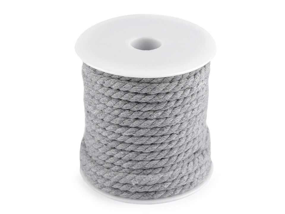 alt
Image of Makramé Macrame cotton cord Ø5 15 m|various shades – available at Charlotte's Fabrics