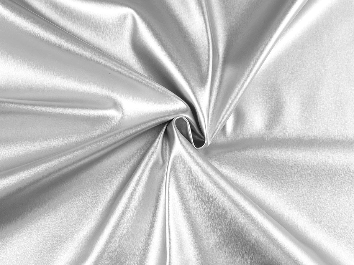 Image avec faux cuir avec élasthanne-argent-1 m emballage – disponible en ligne chez Tissus Charlotte