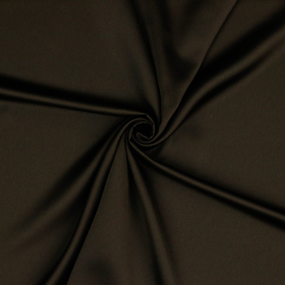 Tissu en soie artificielle marron chocolat 140 g/m²