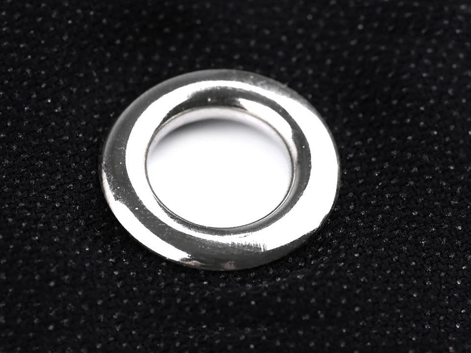 Image avec anneaux métalliques, Luversi, diamètre intérieur Ø12 mm / extérieur Ø21 mm |10 pièces| en teintes variées – disponible chez Šarlotes audumi