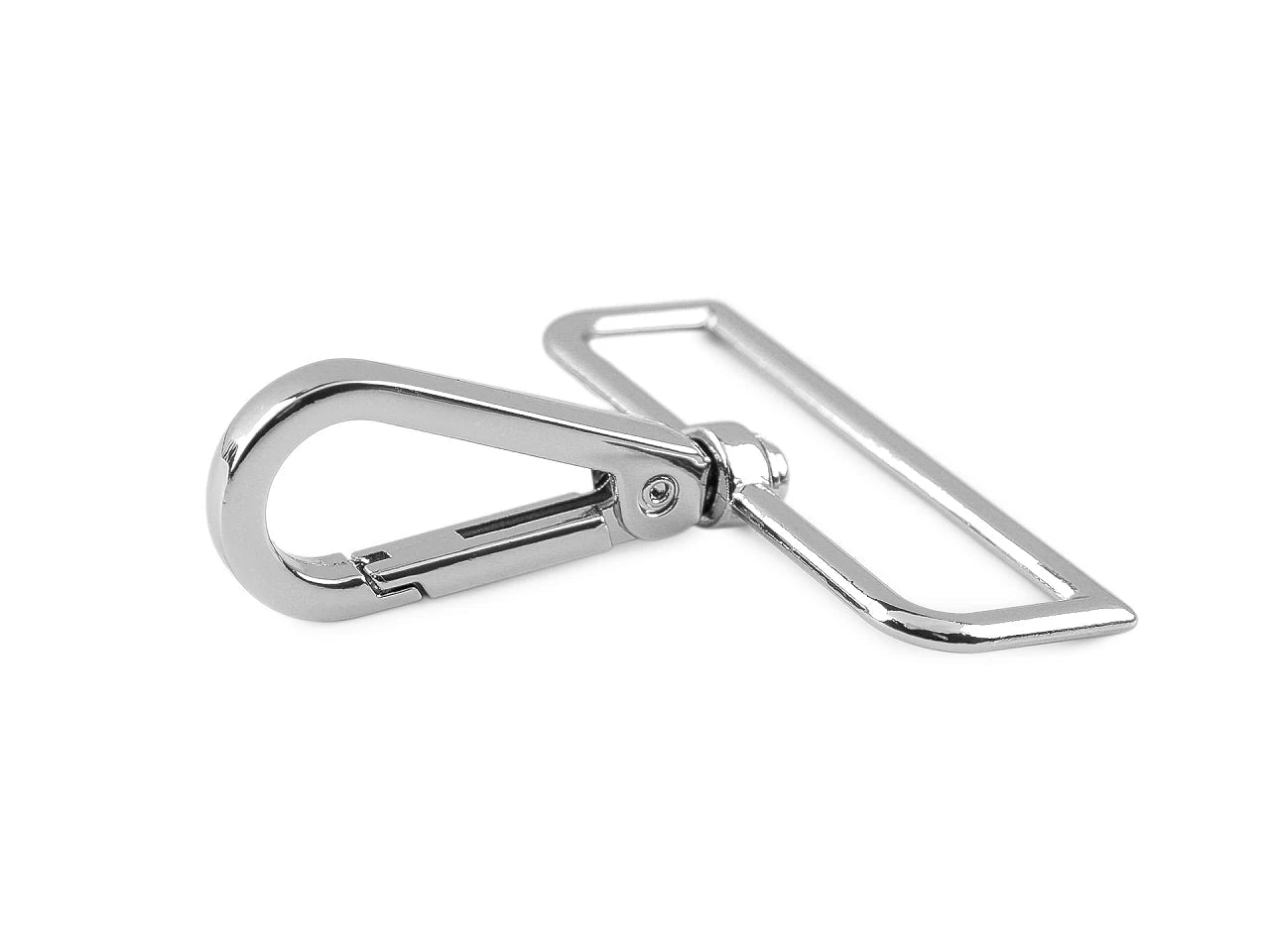 Image de mousqueton en métal 50 mm - argent - disponible chez Šarlotes audumi