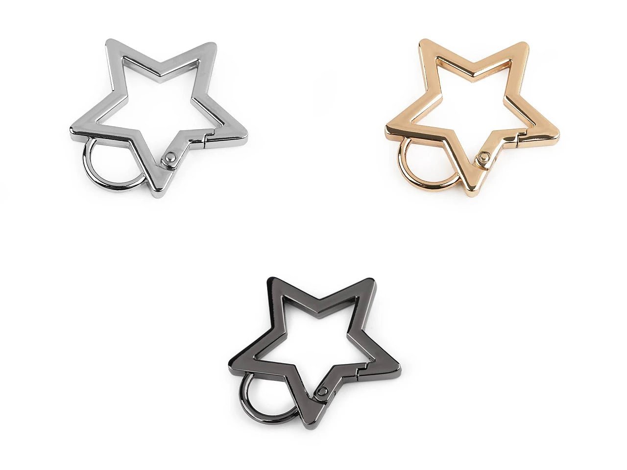 Image avec mousqueton en métal en forme d’étoile – 12 mm|tons variés – disponible chez Šarlotes audumi