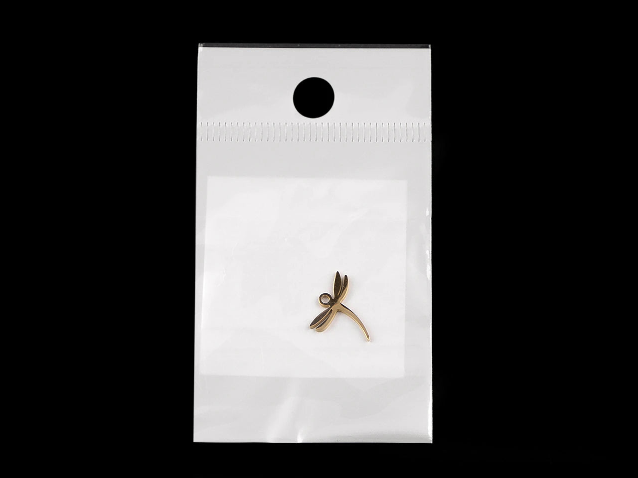 Image avec pendentif en métal – libellule | nuances variées – disponible chez Šarlotes audumi