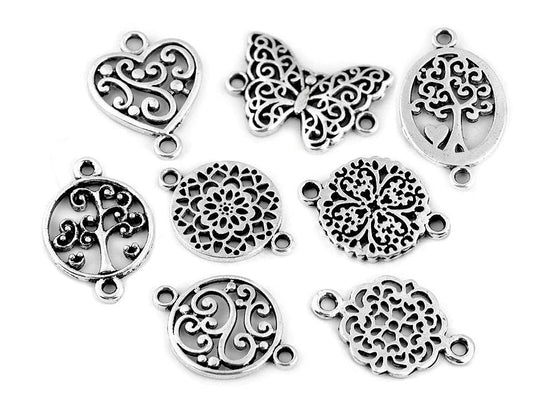 Image de pendentif en métal – Papillon, mandala, cœur, arbre de vie – disponible chez Šarlotes audumi