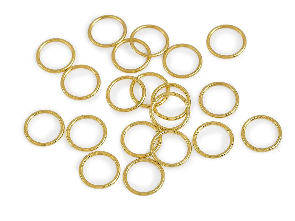 Image avec anneau métallique pour lingerie et bretelles – Ø10 mm – disponible en ligne chez Šarlotes audumi
