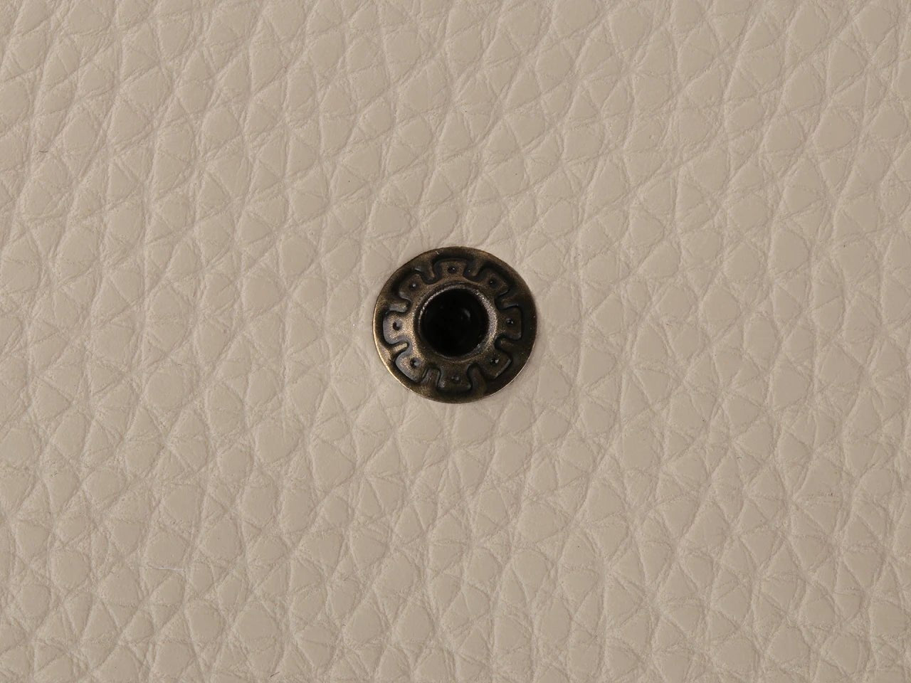 Boutons-pression métalliques Ø15 mm avec outil manuel|en différentes teintes – disponible chez Šarlotes audumi
