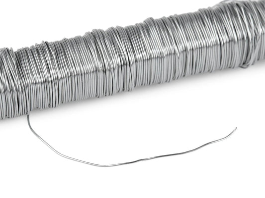 Image de fil métallique Ø0,5 mm – 45 g – disponible chez Šarlotes audumi