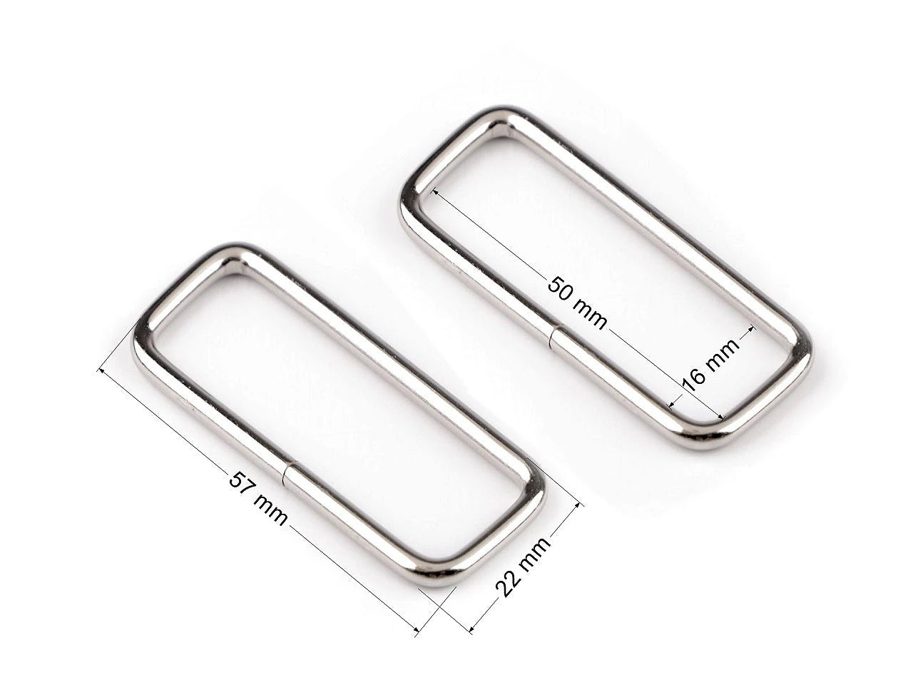 Image de rectangle en métal 50 mm – quincaillerie pour sacs et sangles – disponible chez Šarlotes audumi