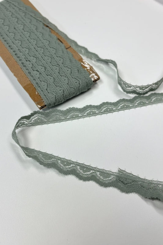 Image with lace 1.4 cm, sage tone – available online at Charlotte Fabrics