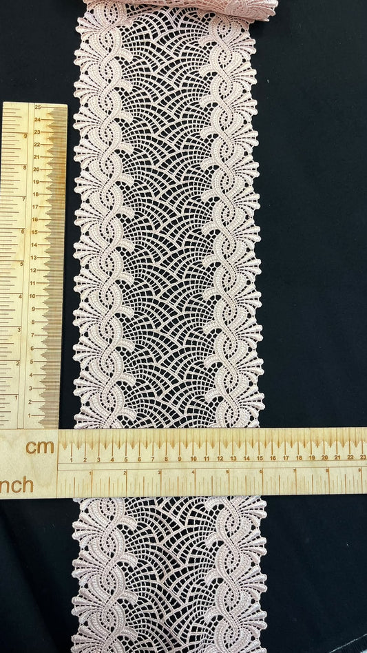 Image de dentelle 15 cm, rose saumon – disponible en ligne chez Šarlotes audumi