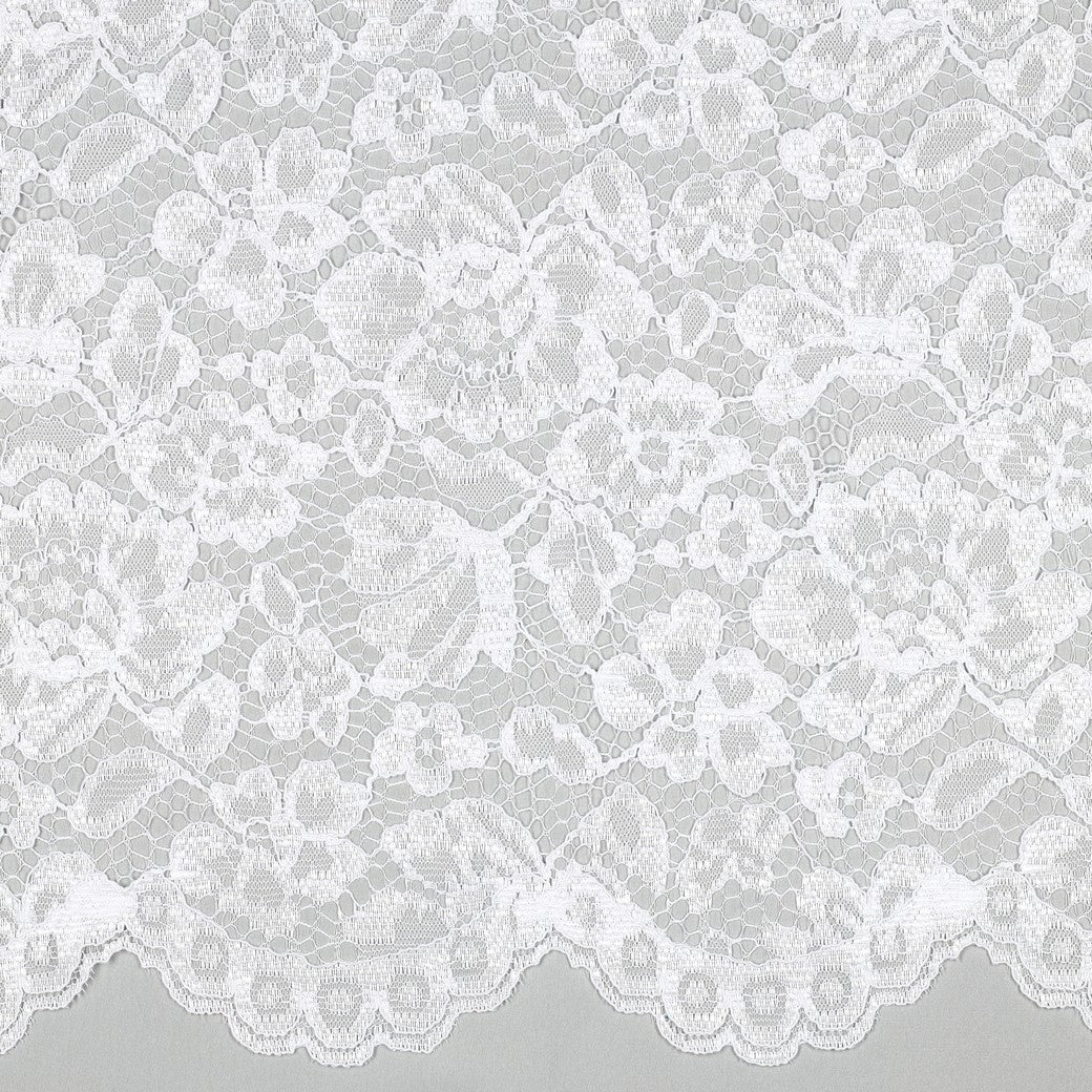 Image de tissu en dentelle blanc – disponible en ligne chez Šarlotes audumi