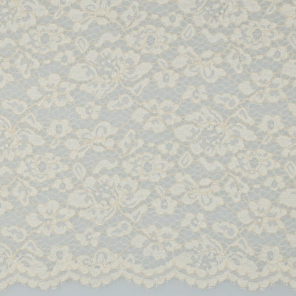 Image de tissu en dentelle - blanc laiteux 130 g/m² – disponible chez Šarlotes audumi