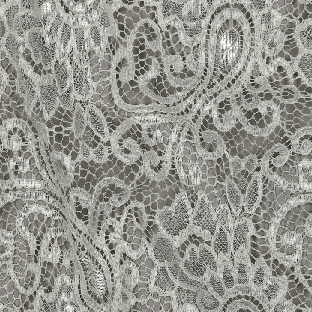 Image de tissu en dentelle - blanc chaud 130 g/m² – disponible chez Šarlotes audumi