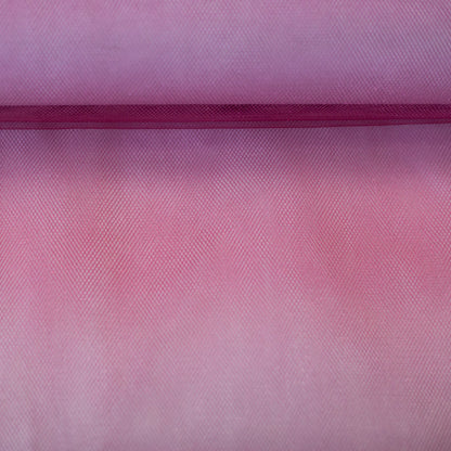 Image de tulle doux ombré fuchsia/rose 15 g/m² – disponible chez Šarlotes audumi