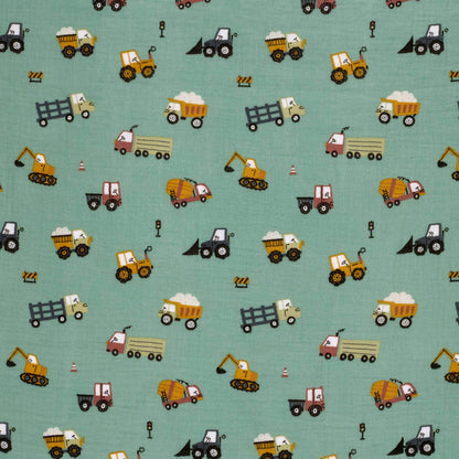 Image avec voitures et tracteurs en mousseline – disponible en ligne chez Šarlotes audumi