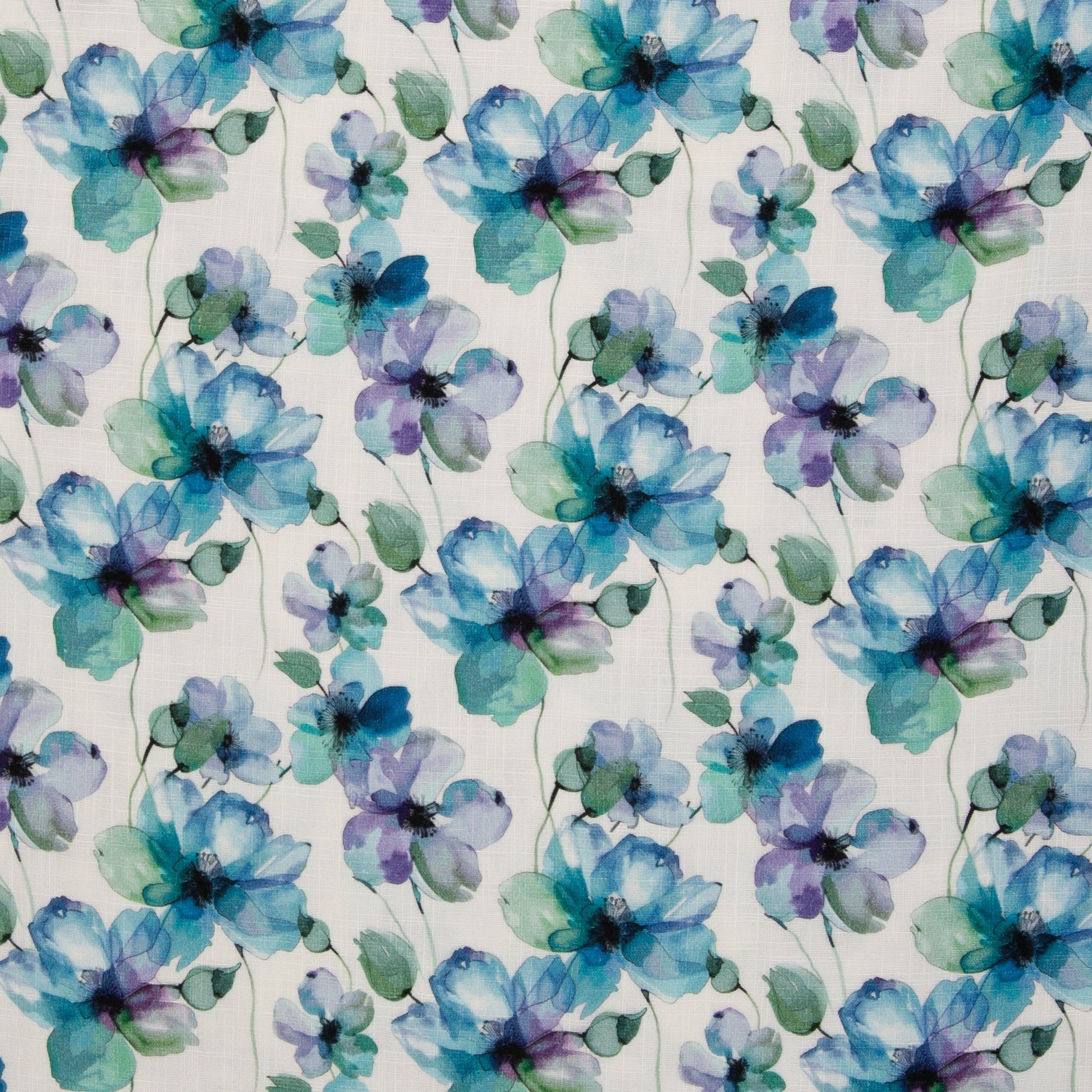 Image de mousseline à fleurs bleues 130 g/m² – disponible chez Šarlotes audumi