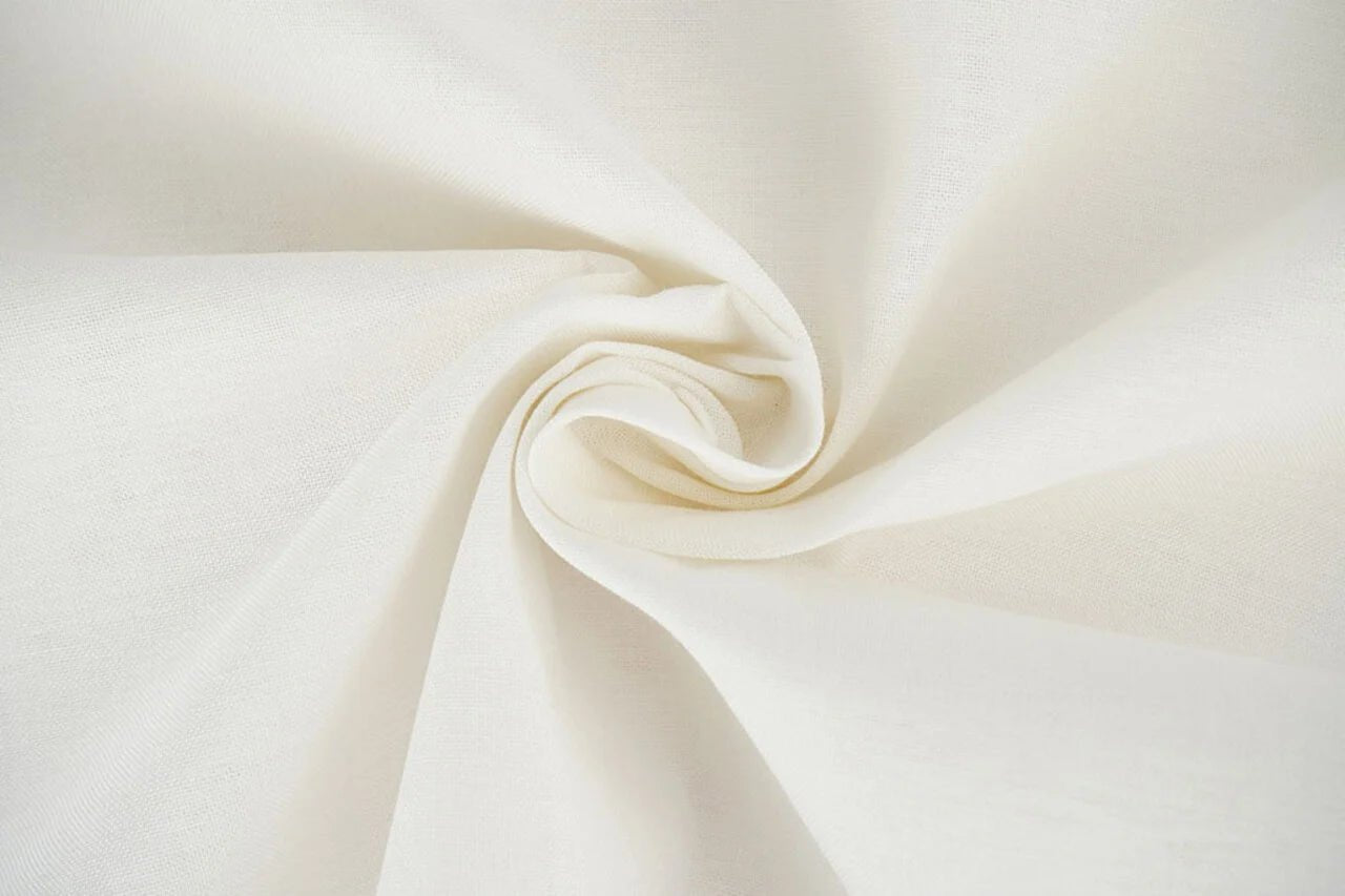 Tissu en gaze de coton non blanchi / étamine à fromage 100 g/m² – disponible chez Šarlotes audumi