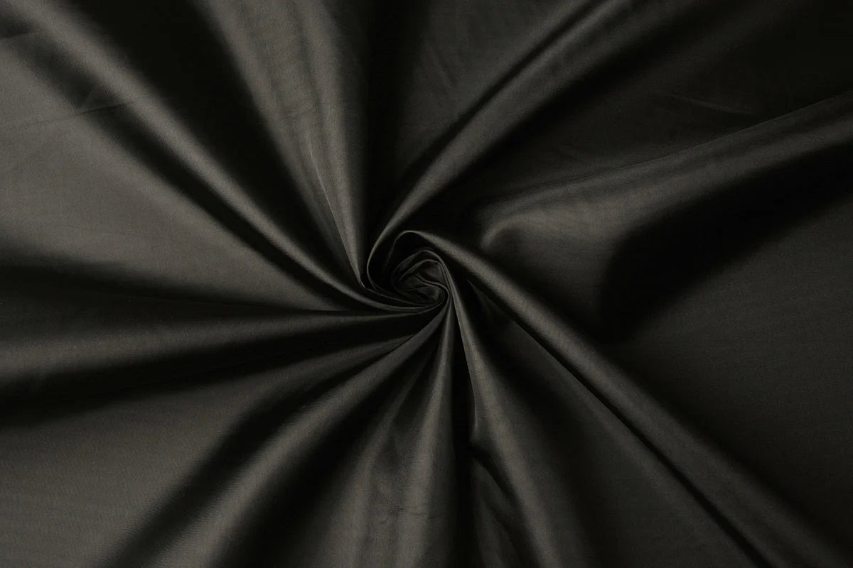 alt
Black felt fabric 55 g/m²