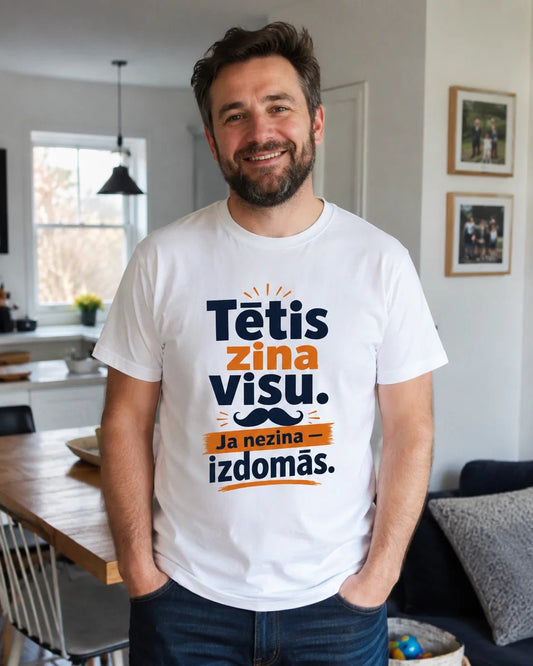 Attēls ar Organiskās kokvilnas T-krekls "Tētis zina visu. Ja nezina – izdomās." – pieejams internetā Šarlotes audumi