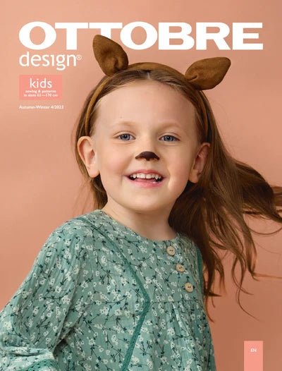 Image du magazine de patrons de vêtements pour enfants OTTOBRE design Kids 4/2023, en anglais, disponible en ligne chez Šarlotes audumi