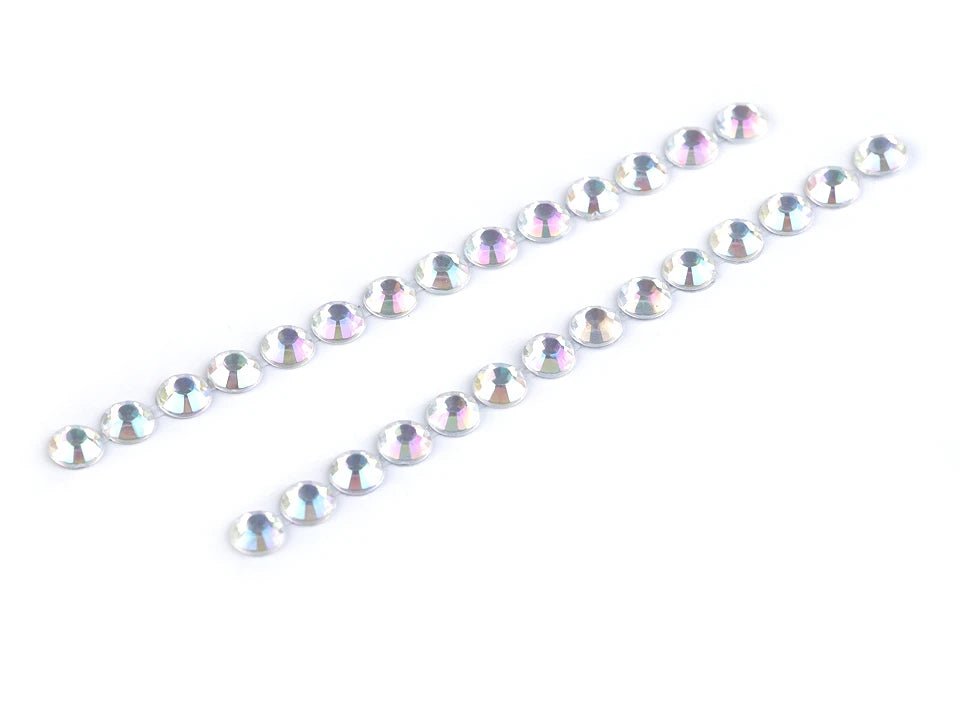 Attēls ar self-adhesive crystal stones Ø6 mm – available online Šarlotes audumi