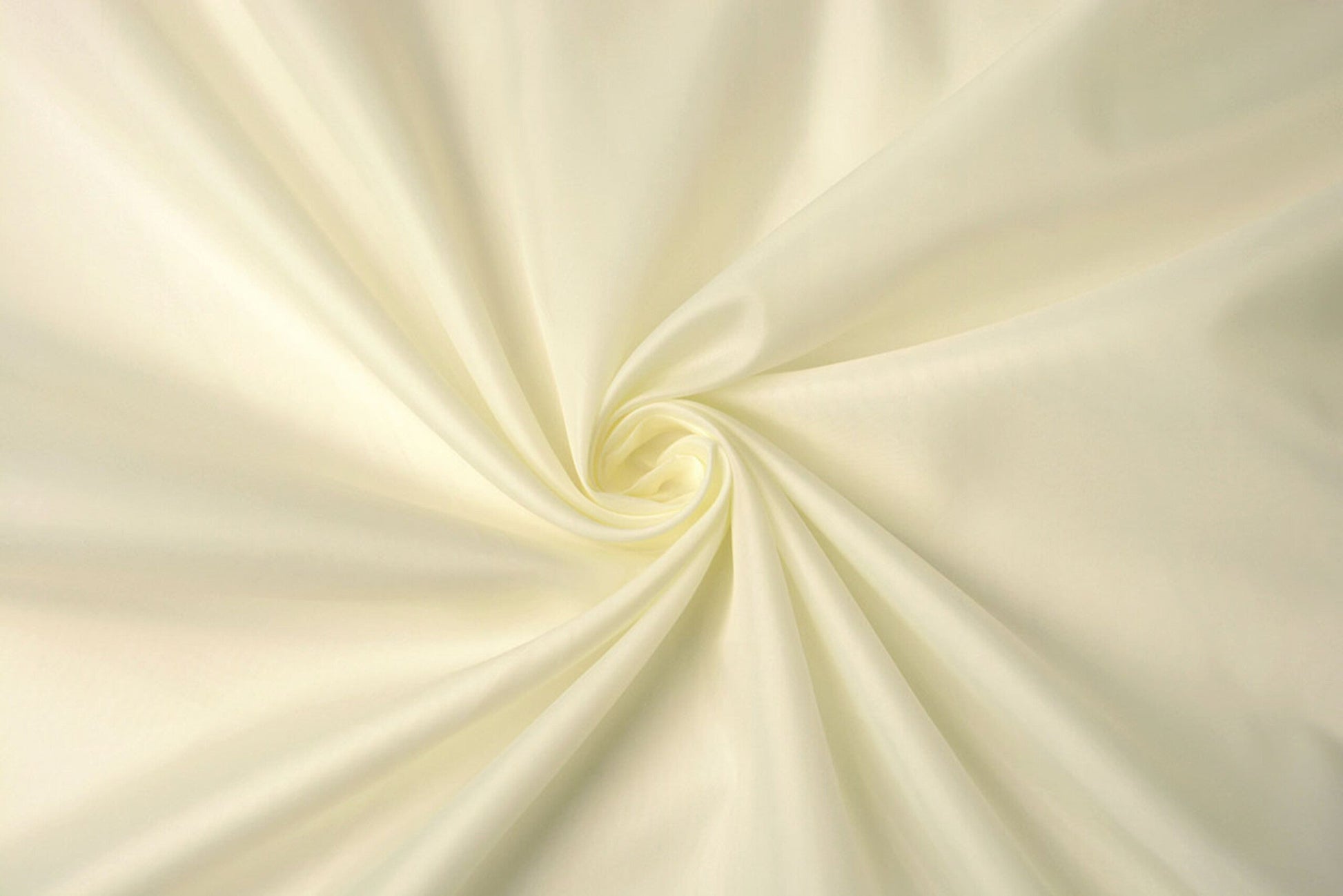 Dernière pièce - tissu de doublure - crème 55 g/m² - 35cm
