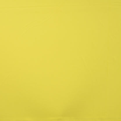 Image du tissu de maillot de bain avec UPF 50+ et résistance au chlore - jaune, disponible en ligne chez Šarlotes audumi