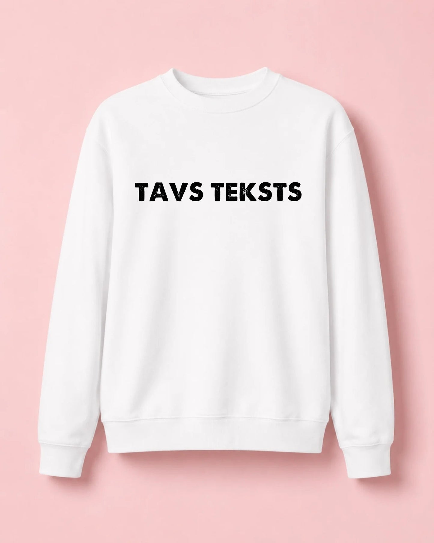 Bild eines personalisierten Pullovers mit deinem Text – online erhältlich bei Šarlotes audumi