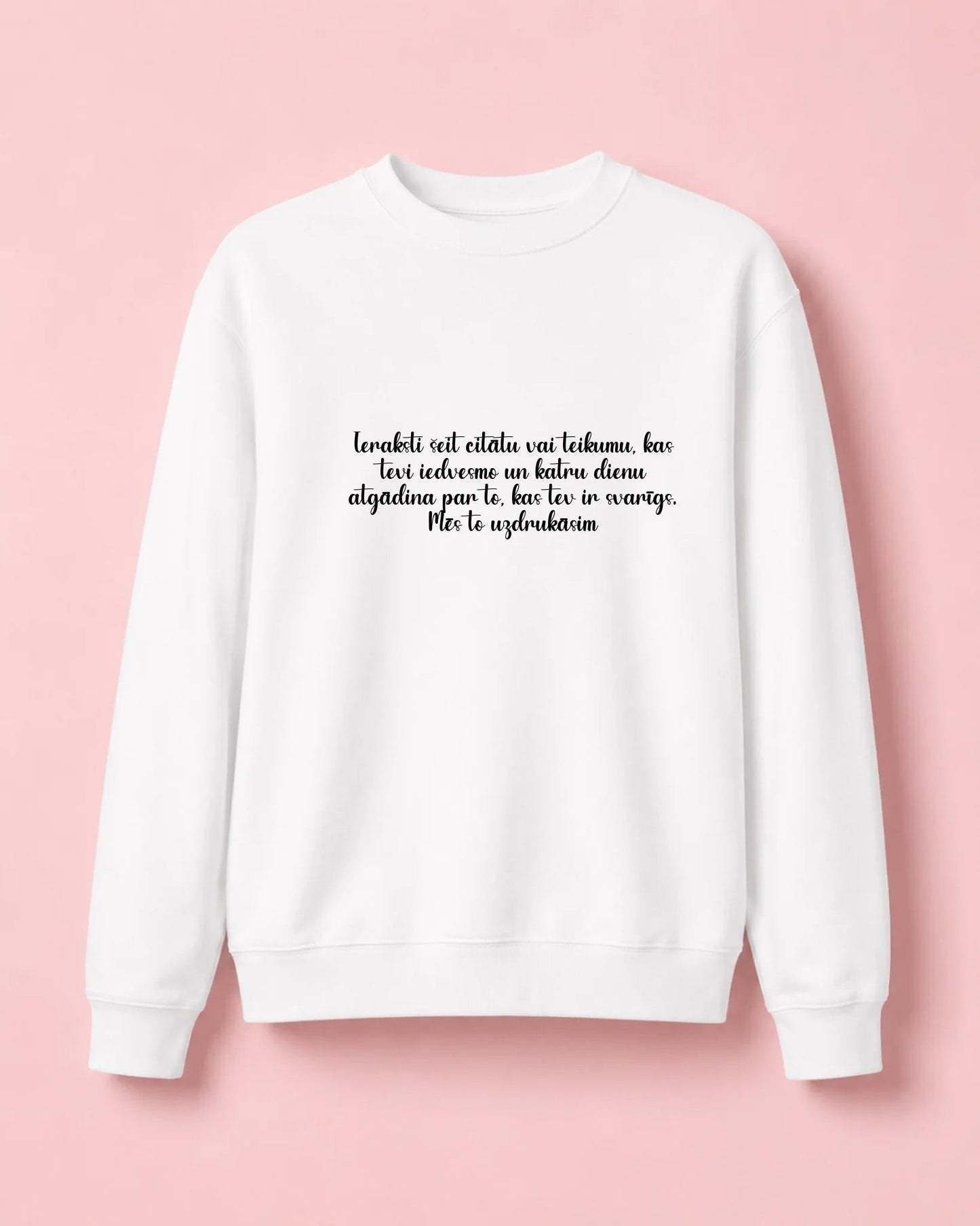 Bild mit personalisiertem Pullover mit Text – online erhältlich Šarlotes audumi