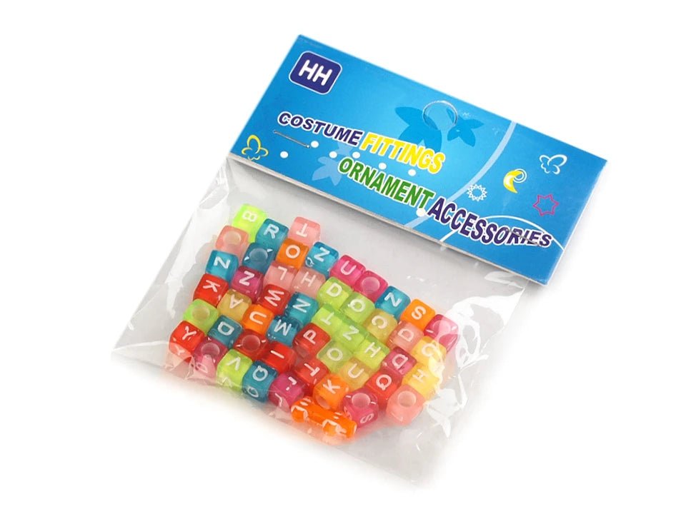 Plastic letter beads, colorful on a colored background, 6×6 mm