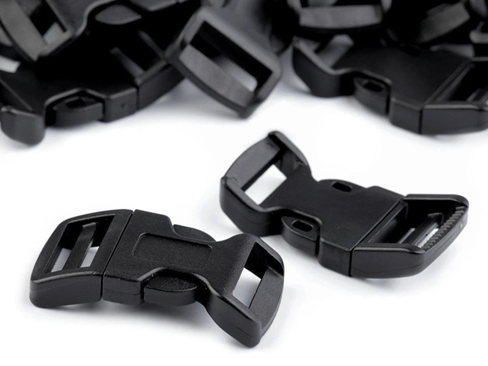 Plastic buckle - curved 20 mm - black (5 pcs per package)