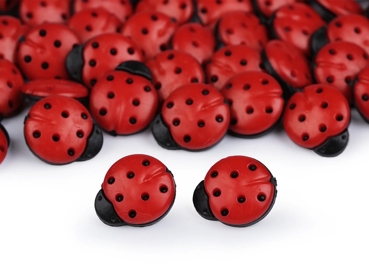 Boutons à queue 15 mm - coccinelles