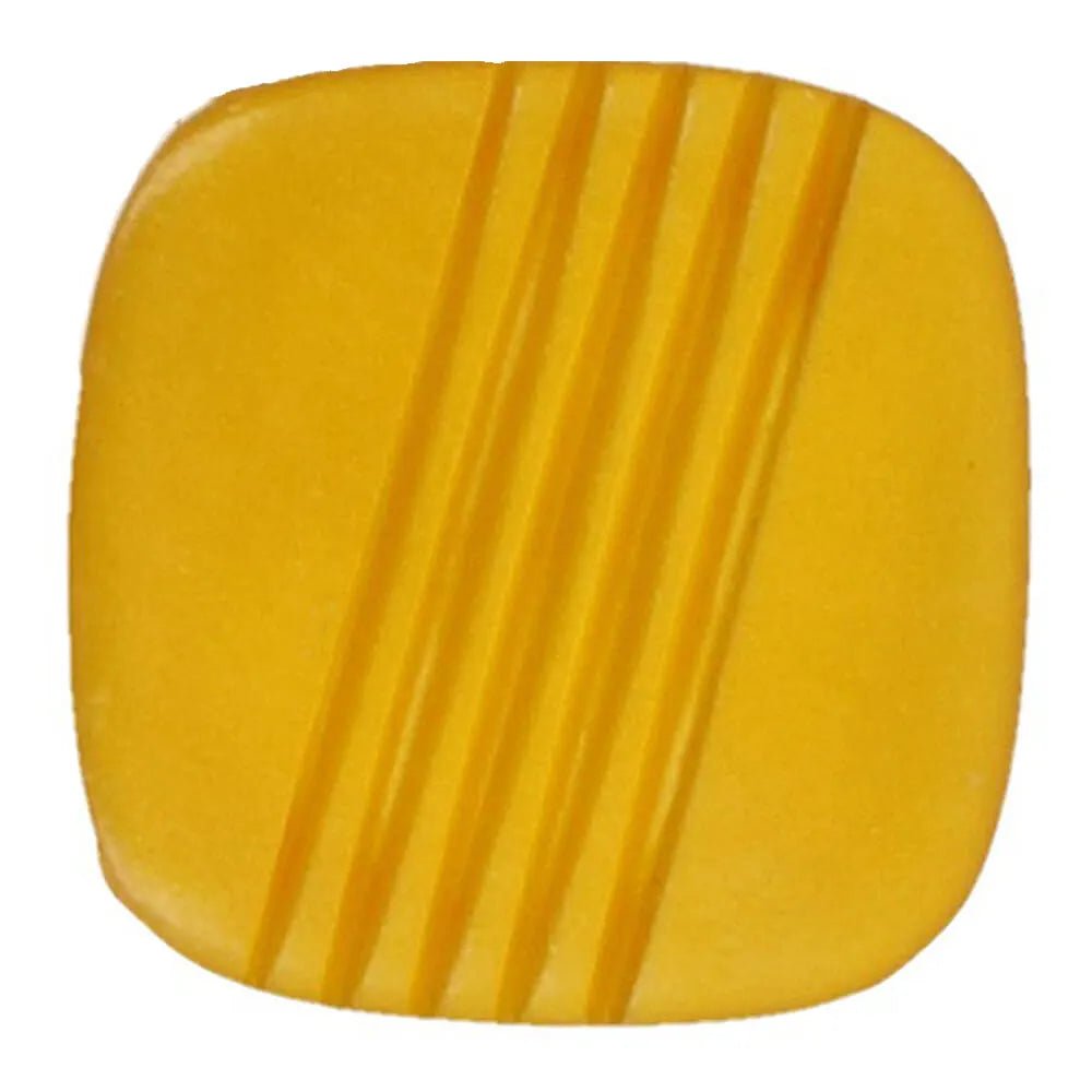 Buttons on a shank 7.5 mm - amber tone