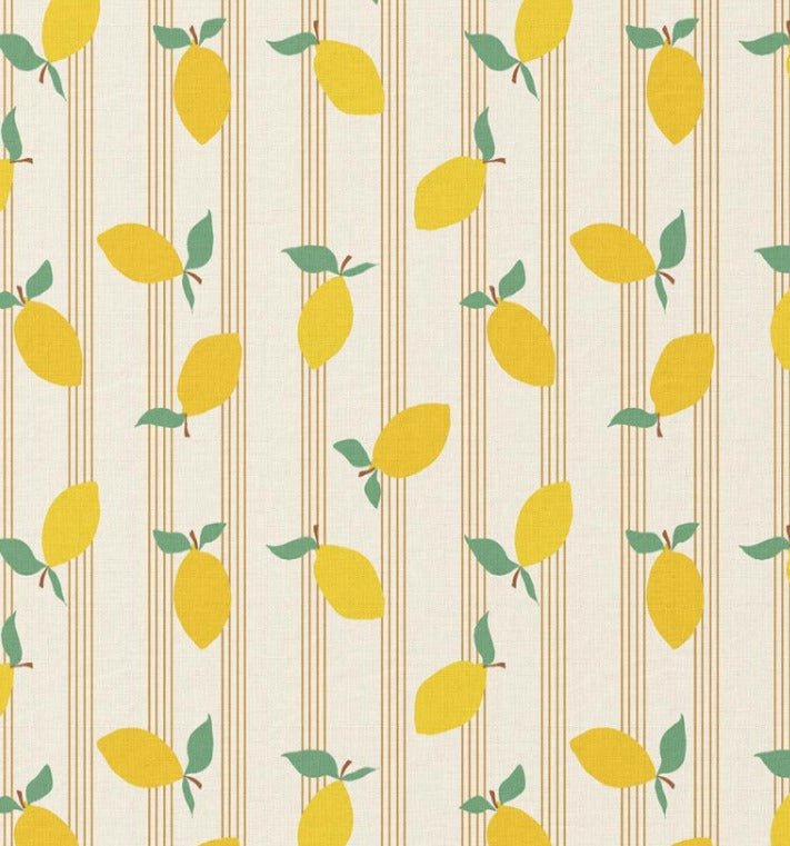 Image du tissu Premium 100 % coton - citrons en fines lignes 115 g/m² – disponible chez Šarlotes audumi