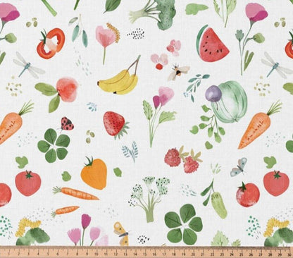 Image du tissu Premium 100 % coton - vitamines 115 g/m² – disponible chez Šarlotes audumi