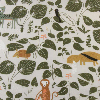 Premium 100% cotton fabric - green tropical leaves with animals 115 g/m²