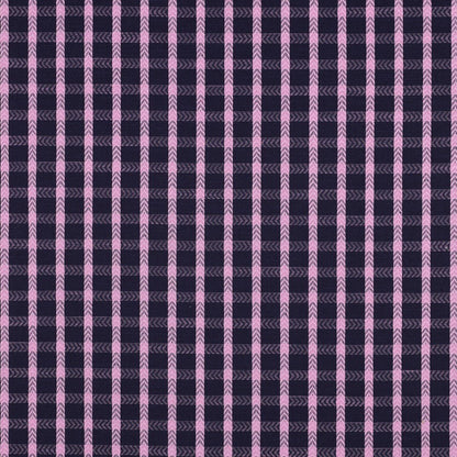 Image du tissu Premium 100 % coton à carreaux bleus et roses – disponible en ligne chez Šarlotes audumi