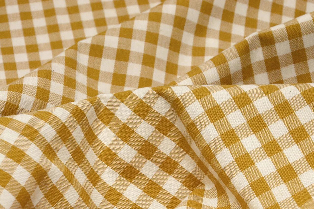 Premium-Baumwollstoff in Senfgelb kariert – online erhältlich bei Šarlotes audumi