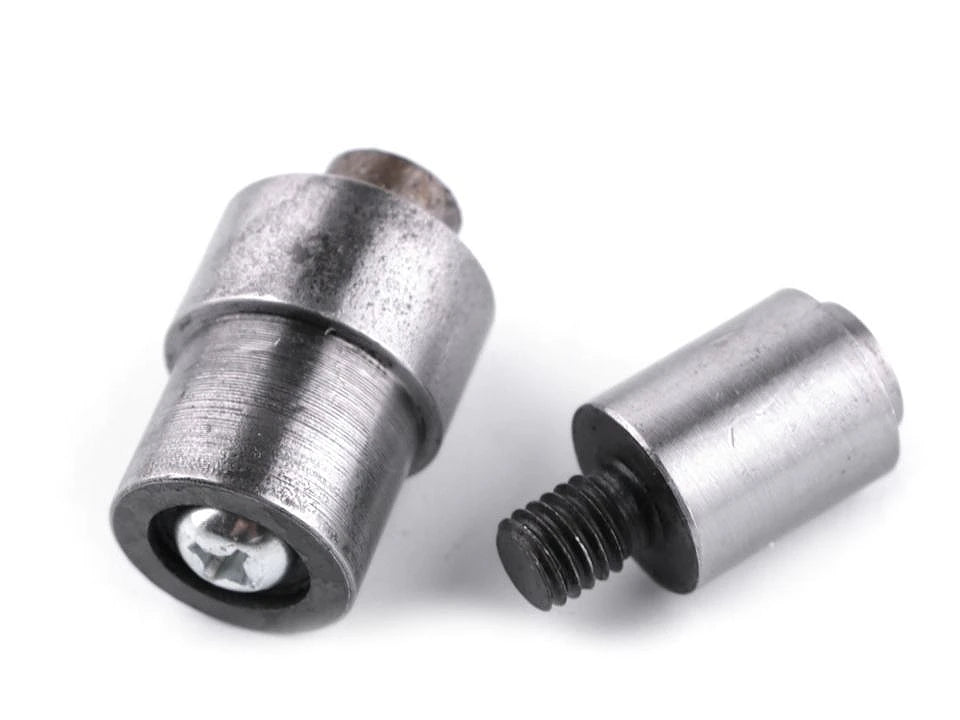 Image avec embout de presse pour œillets, œillets Ø6; 7; 8; 10 mm (Copy) – disponible chez Šarlotes audumi