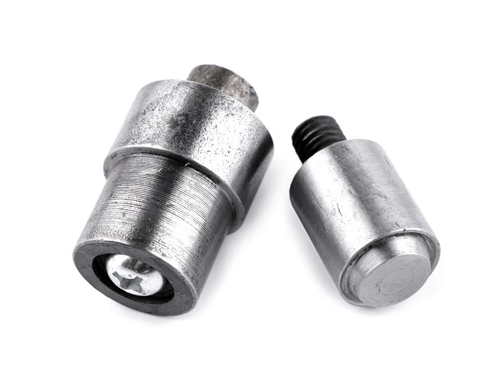 Image avec embout de presse pour œillets, œillets Ø6 ; 7 ; 8 ; 10 mm (Copy) – disponible chez Šarlotes audumi