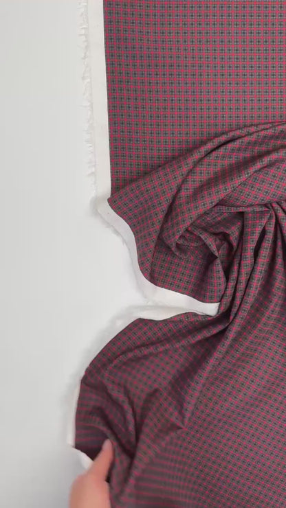 Italian 100% viscose fabric in red-gray pattern 140 g/m²