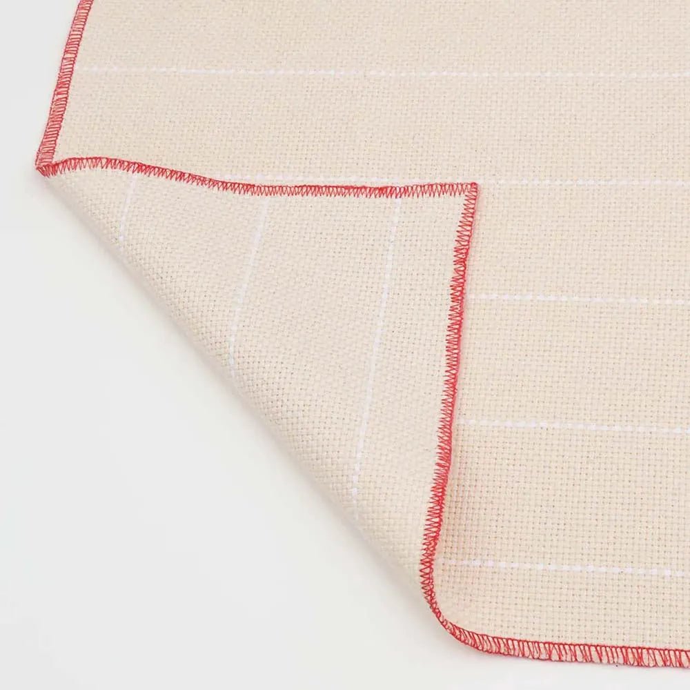 Image avec tissu Punch Needle Monk’s Cloth – 63x91cm – disponible en ligne chez Šarlotes audumi