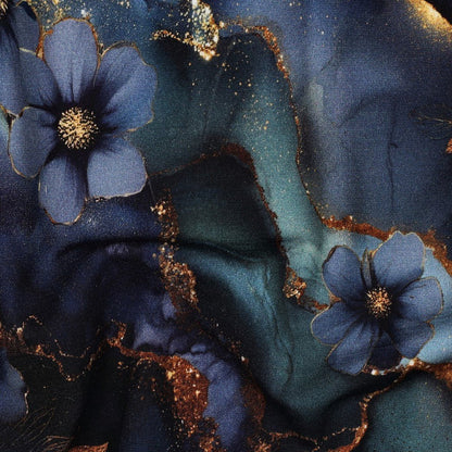 Tissu en maille Punto di Roma avec motif bleu et doré – disponible en ligne chez Šarlotes audumi