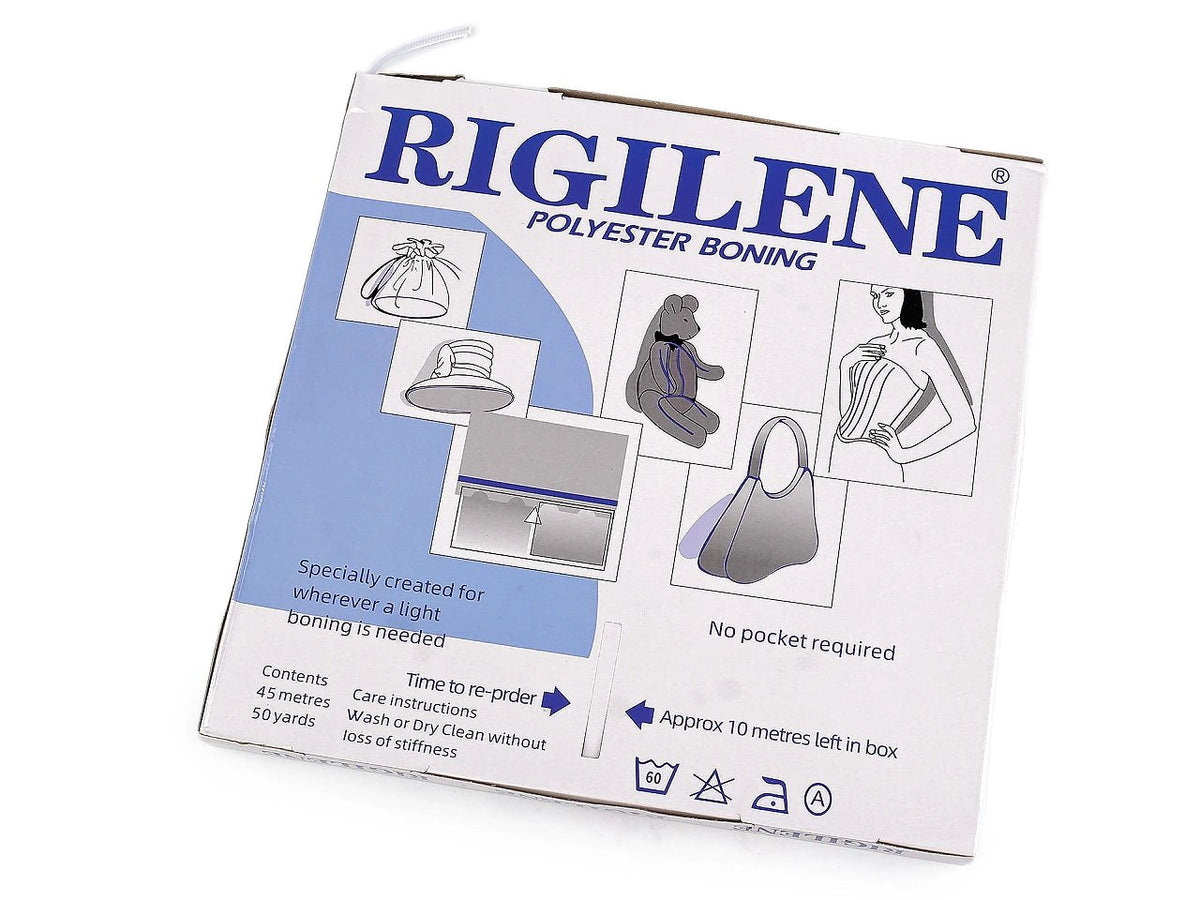 Image avec baleine de corset en polyester Rigilene – ruban à coudre pour corset, 8 mm – blanc – disponible en ligne chez Šarlotes audumi