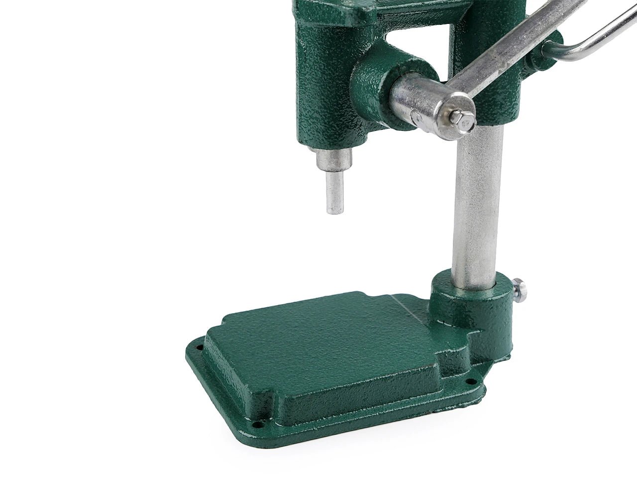 Image d’une presse manuelle pour fabriquer des boutons – disponible chez Tissus de Charlotte