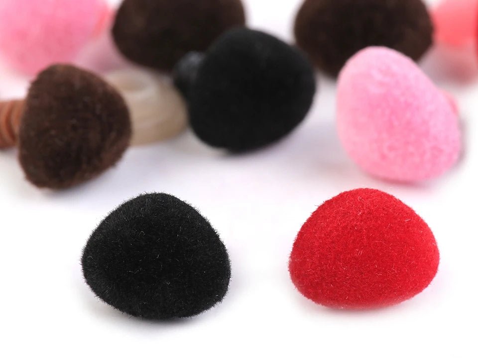 Toy nose 11x14 mm-brown (pack of 10)