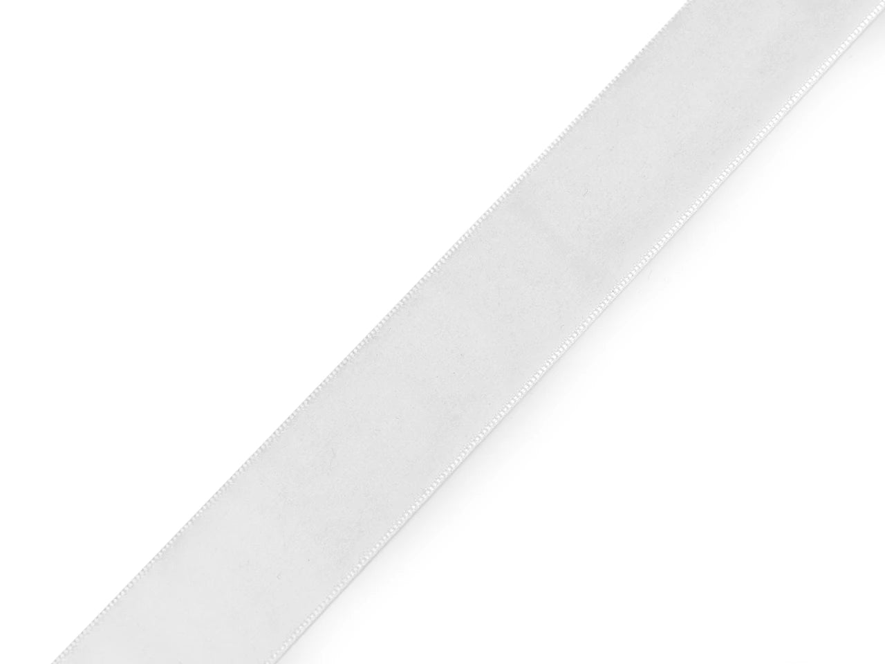 Image de ruban de velours 25 mm - blanc – disponible chez Šarlotes audumi
