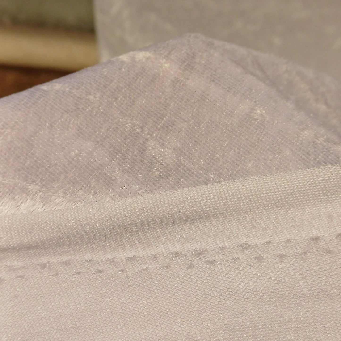 Velvet with crinkle effect - white 160 g/m²