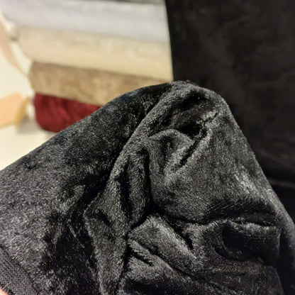 Velvet with a wrinkled effect - black 160 g/m²